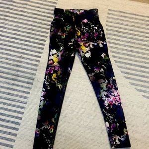 Old navy floral athletic pants size Medium